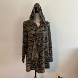 Retrology Womens Camouflage Long Sleeve Hoodie Soft Knit Cardigan Shrug XL.